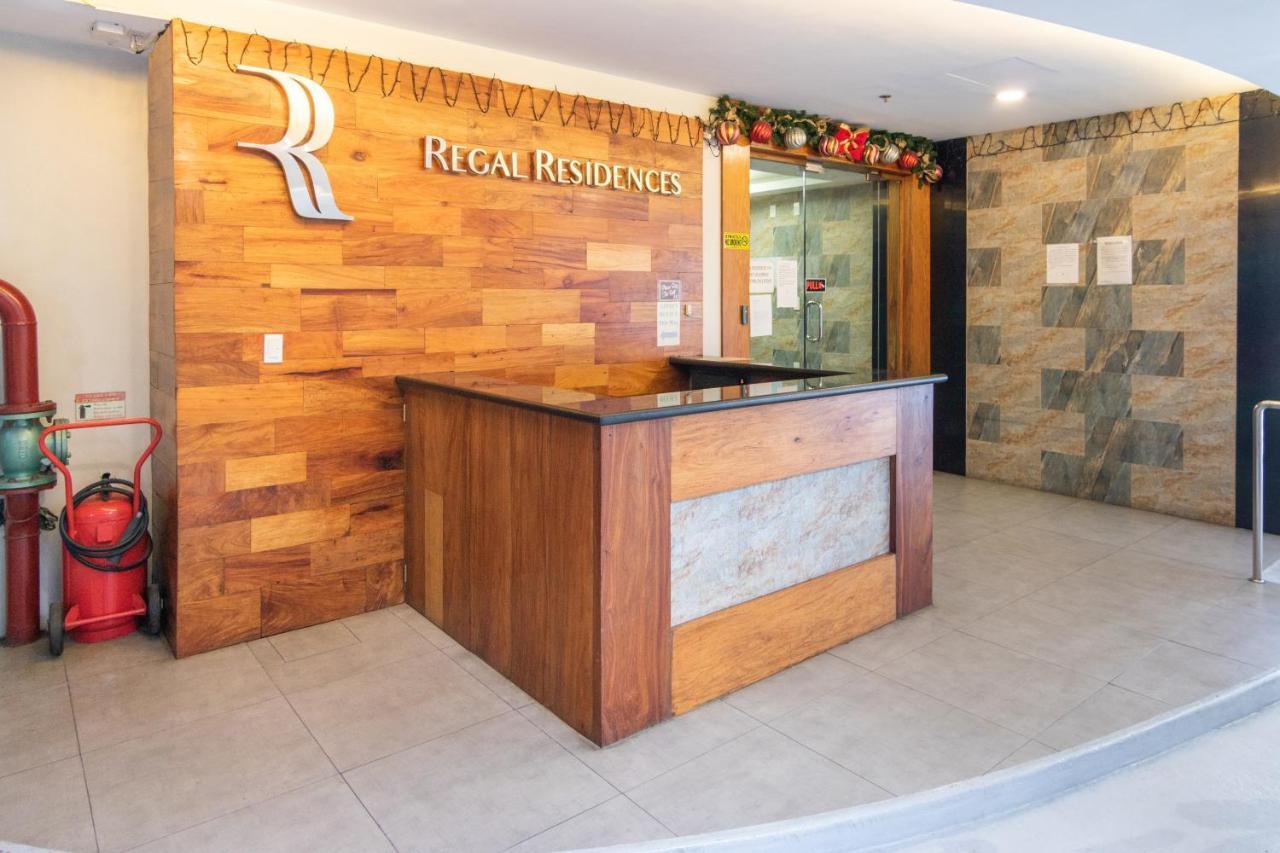 Oyo 136 Regal Residences Quezon City Exterior photo